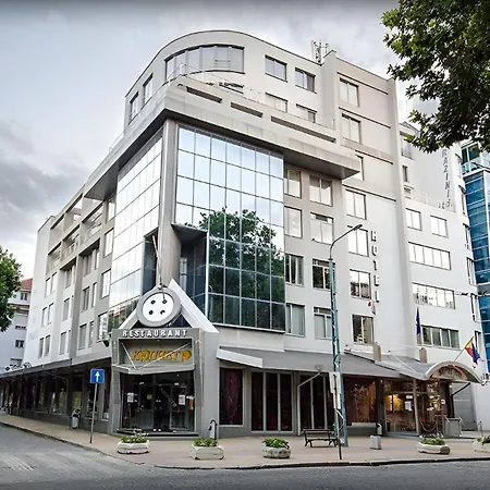 Alliance Hotel 4*