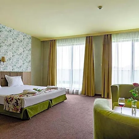алианс 4*